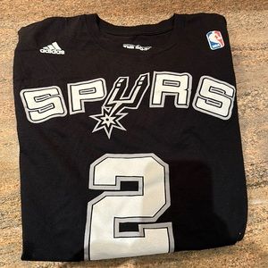 San Antonio Spurs Kawhi Leonard Tshirt and Pom Pom